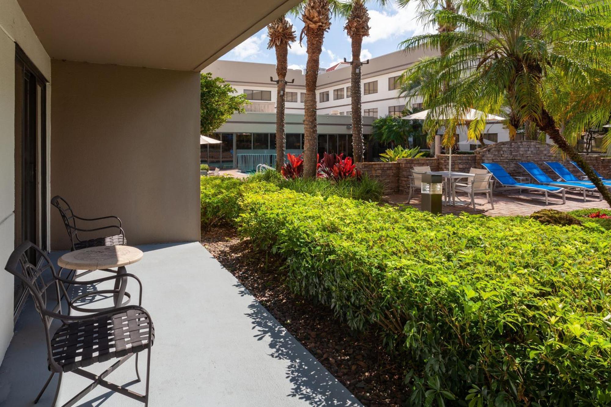 Sheraton Suites Orlando Airport Hotel Kültér fotó